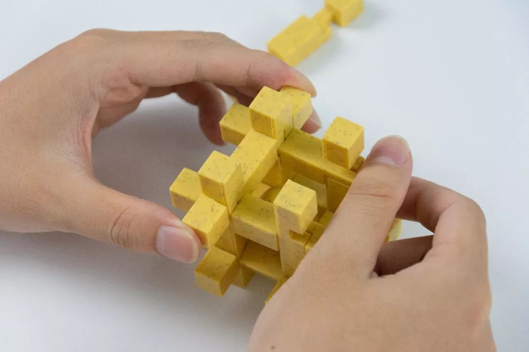 孔明锁系列拼装教程(六):笼中取珠