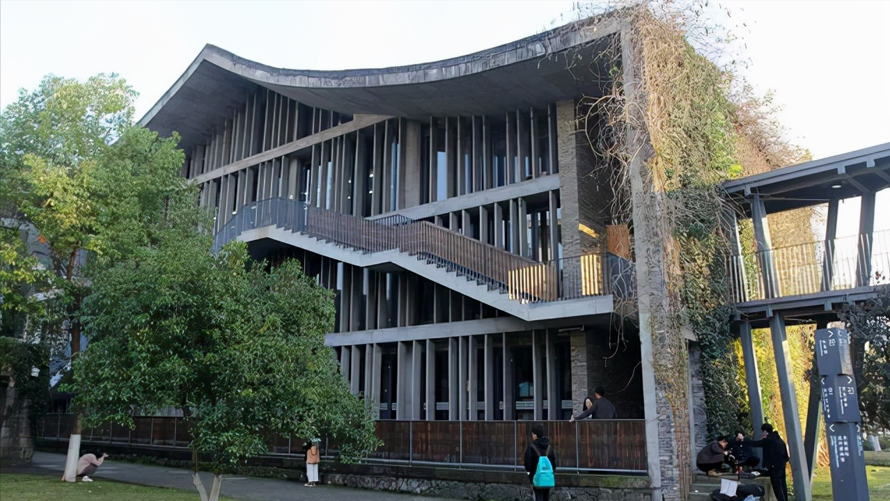 中国美术学院校考考什么？往年各专业考题内容参考