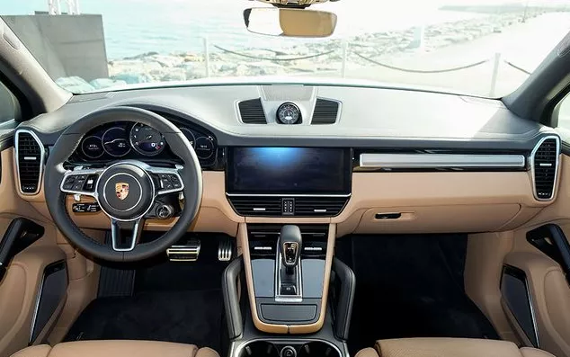 保时捷哪有裸车！花多少钱才能提走卡宴？选配详解今天它来了