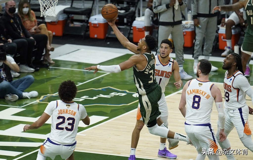 雄鹿不慌不忙！新赛季首发5人名单浮现，球队轻松拥有两套阵容