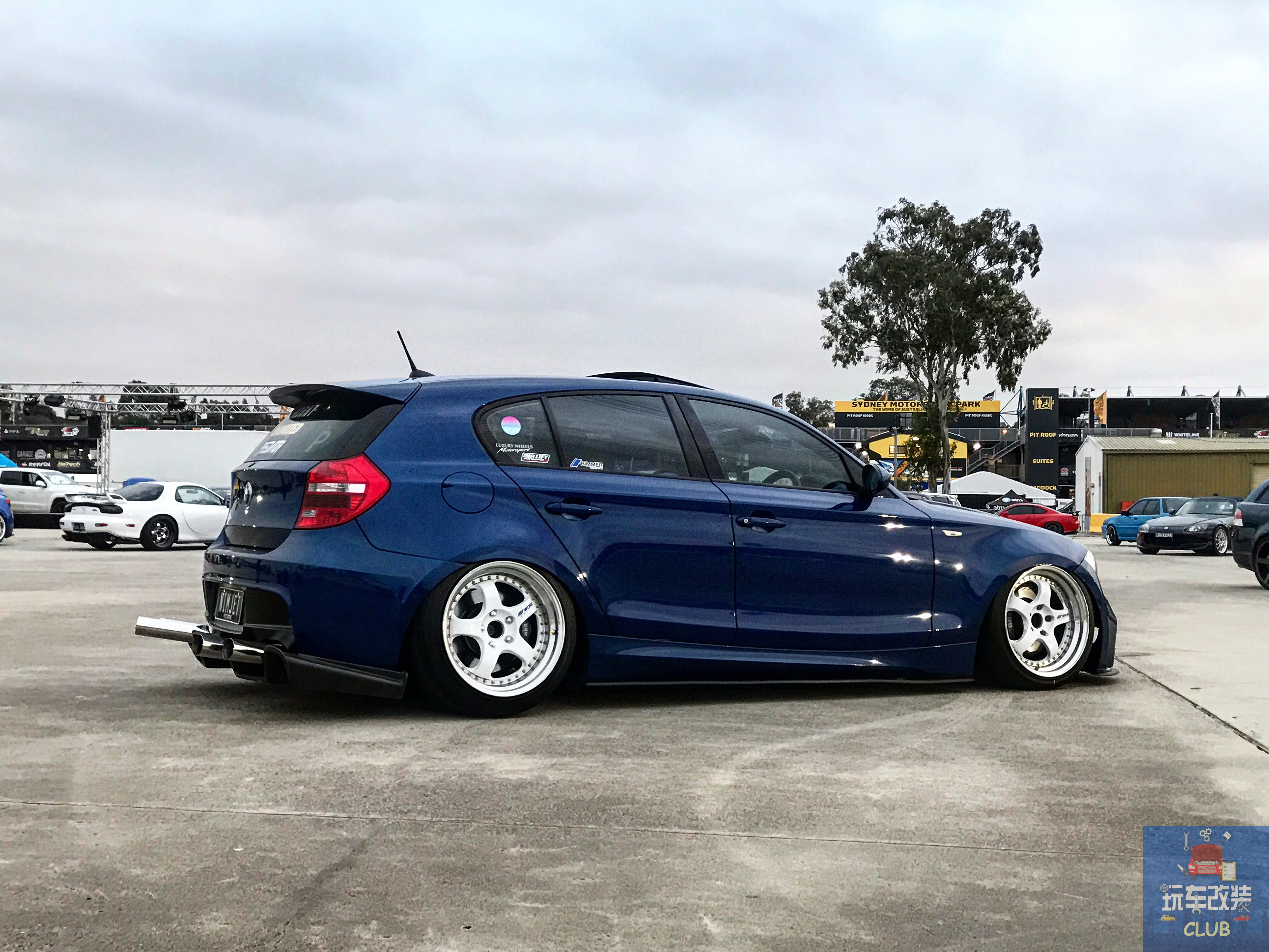 宝马130i就是一辆短小精悍的性能小钢炮