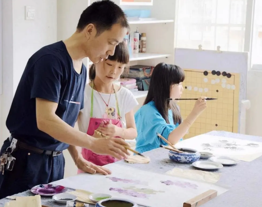 你以为明星都是学渣吗？高考裸考614分的他，被称为“学霸校草”