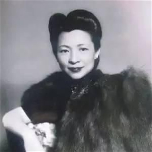 郭婉莹：曾因一双袜子要和未婚夫解除婚约，后遇渣男丈夫出轨寡妇