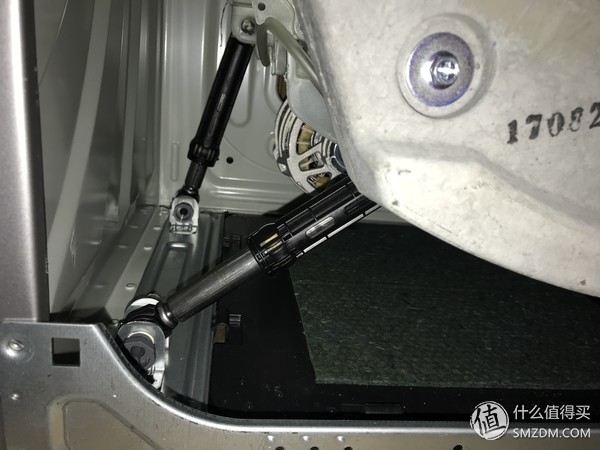 洗衣机：有容乃大 四千元10kg哪家强？松下、LG、三星对比横评