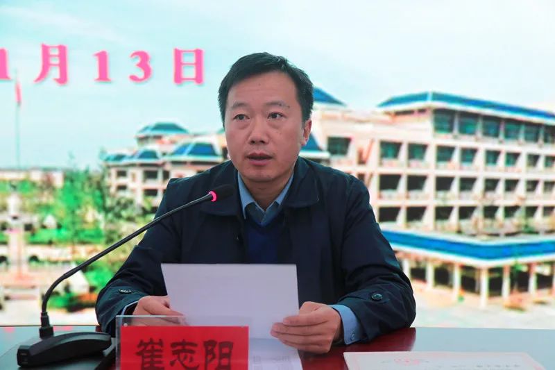 湖北超牛班主任：22人考上清华、北大，摘取湖北省文、理双状元