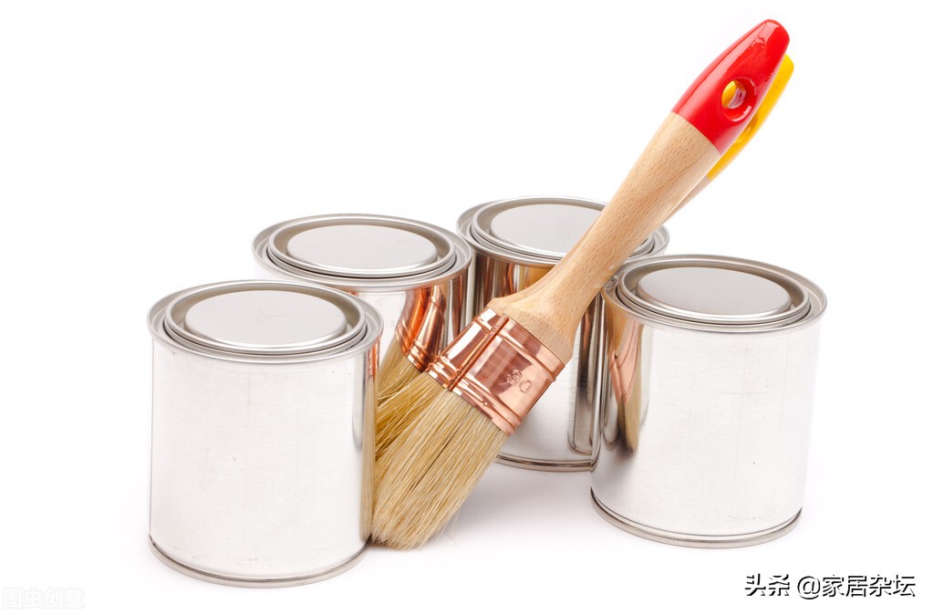 家里装修刷乳胶漆，乳胶漆的用量怎么计算？一桶能刷多少平方米？