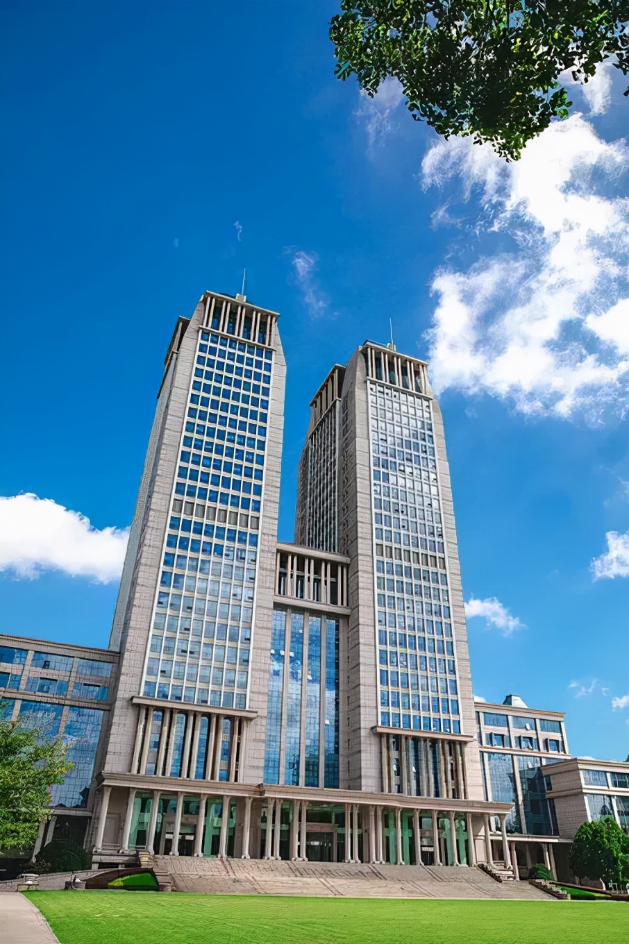 中国大学的领军高校——复旦大学究竟强在哪？复旦实力综合分析