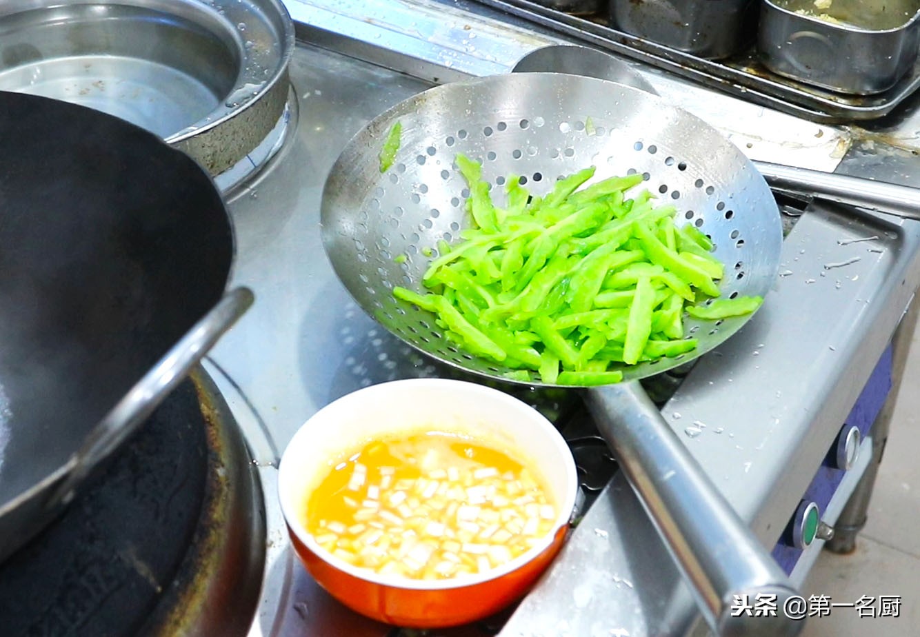 苦瓜炒雞蛋怎么炒,苦瓜炒雞蛋怎么炒好吃又不苦