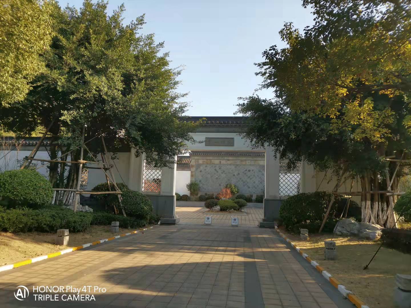 该公司存在的主要问题及具体的解决方案（根据网络资料摘编）