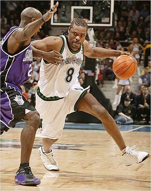 NBA5大“作死天王”：拜纳姆中场休息理发，奥多姆堕落生活险丧命