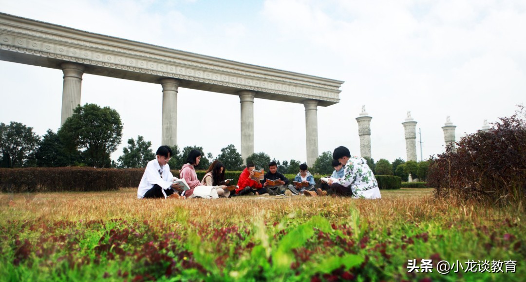 江西的六所二本大学，每年都会降分录取，二本压线的考生可以参考