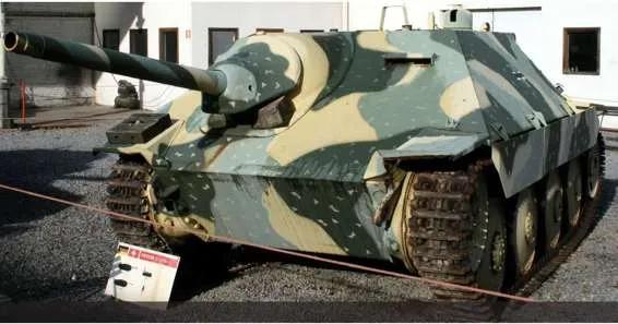 盘点10款二战期间一时风光无两的自行反坦克炮。毛子还是那么粗暴