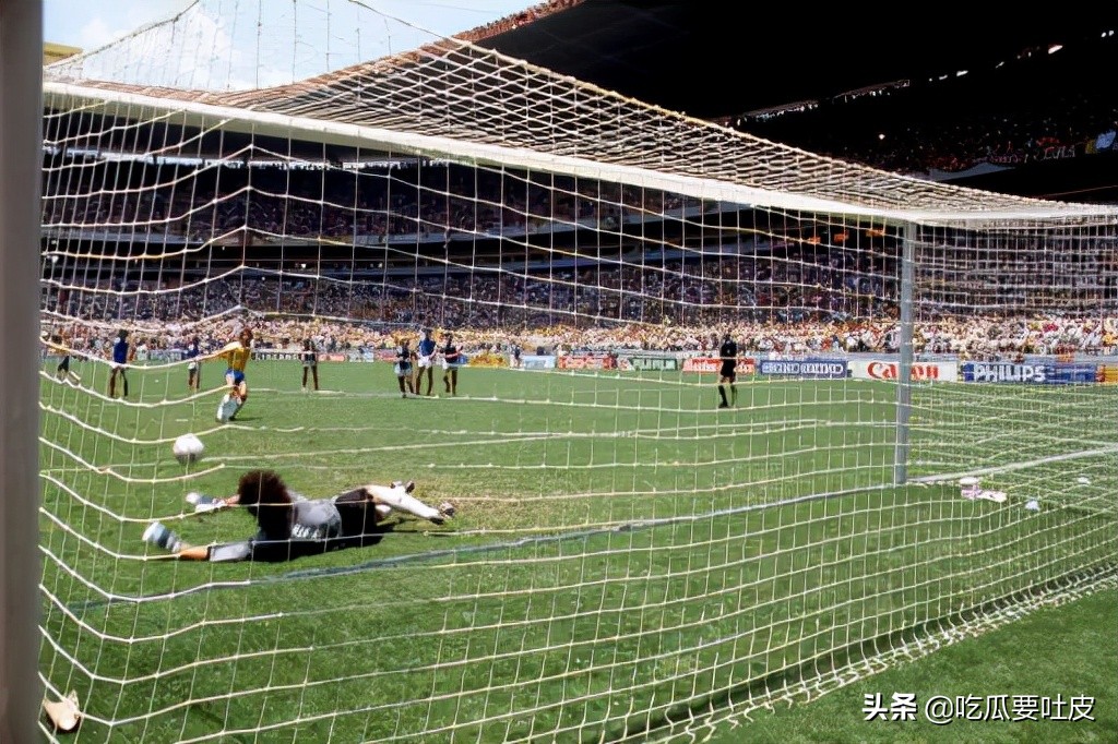 6月21日世界杯比赛回放(1986年世界杯1/4决赛，美丽足球的对决，法国大战巴西)