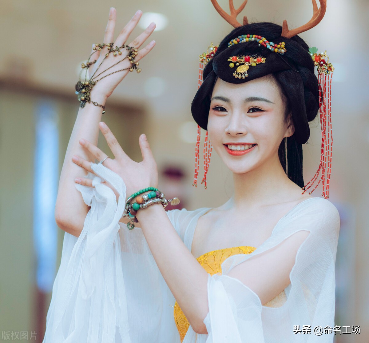诗意女孩这样起名，雅致非凡的名字，一听就是书香世家