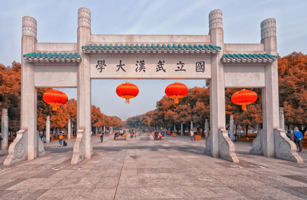 各大高校的简称走红，网友调侃沙雕味十足，叫人哭笑不得