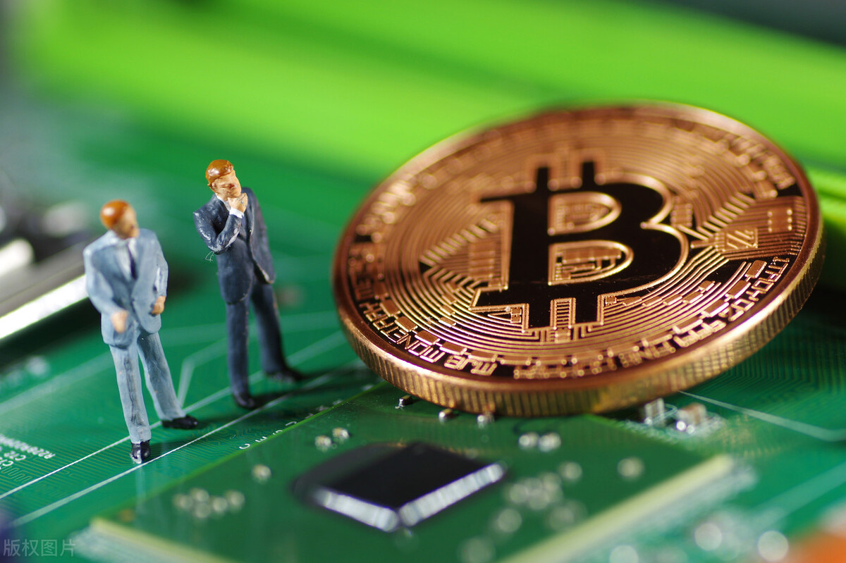 别被马斯克忽悠了，BTC价格连续暴跌，全网数十万人爆仓