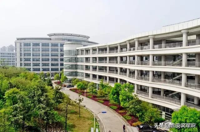 中南财经政法大学2019年录取分数线！