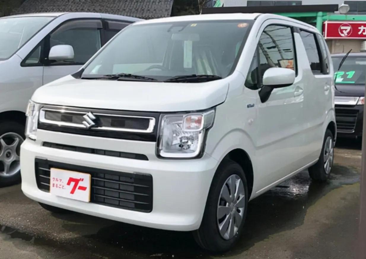 约合人民币3.5万起售！美版铃木北斗星到店，配1.0L+CVT