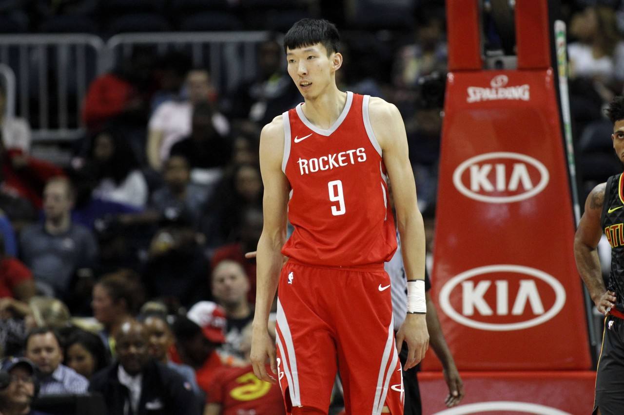 周琦为什么在nba日常暴扣(一文看懂周琦为何会被火箭裁员！实例解析“菜”不是原罪！)