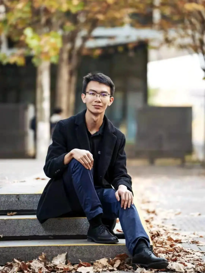 颜值+实力！这11位学霸大神：4年前考入同所大学，如今全部保送清华、北大！