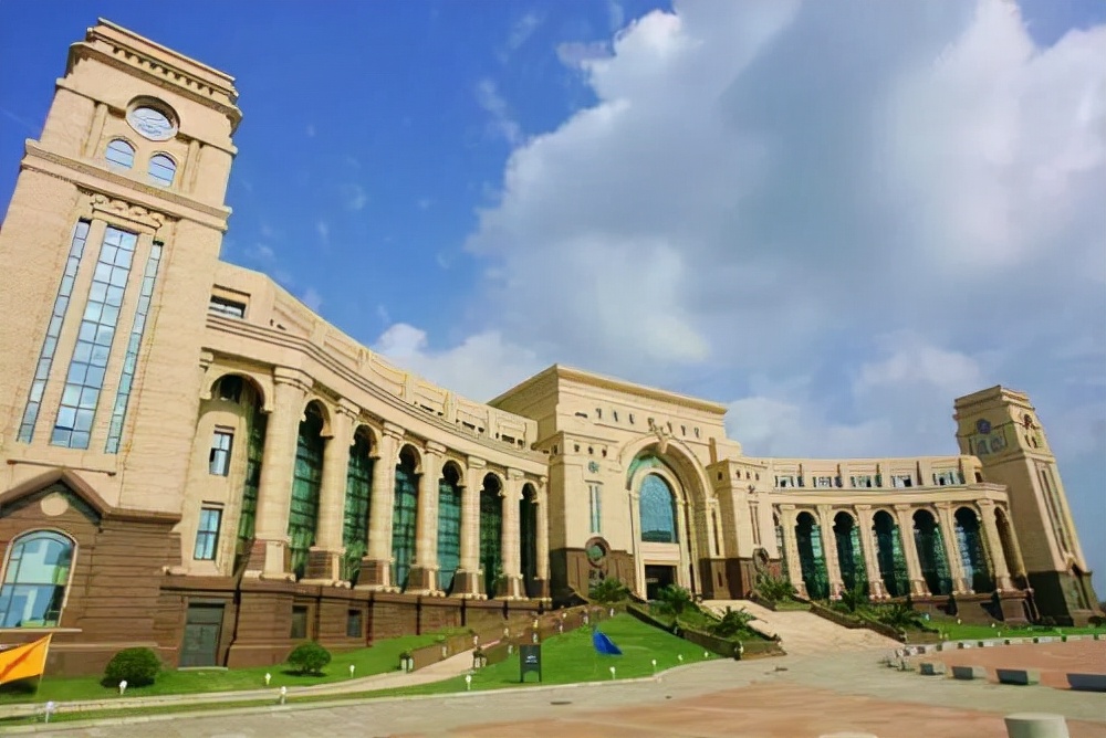 2021年最好大学排名公布：北大清华毫无疑问，多所院校表现突出