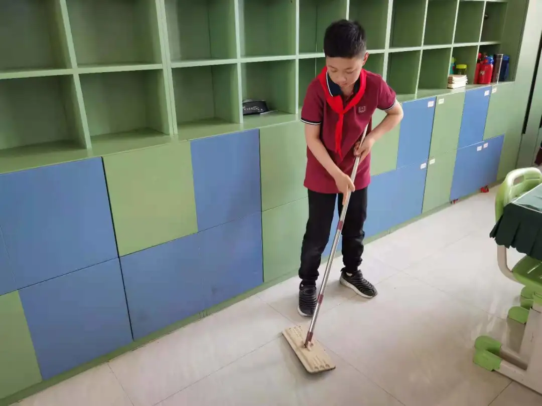 郑州市郑东新区文苑学校：文明共建 爱卫同行