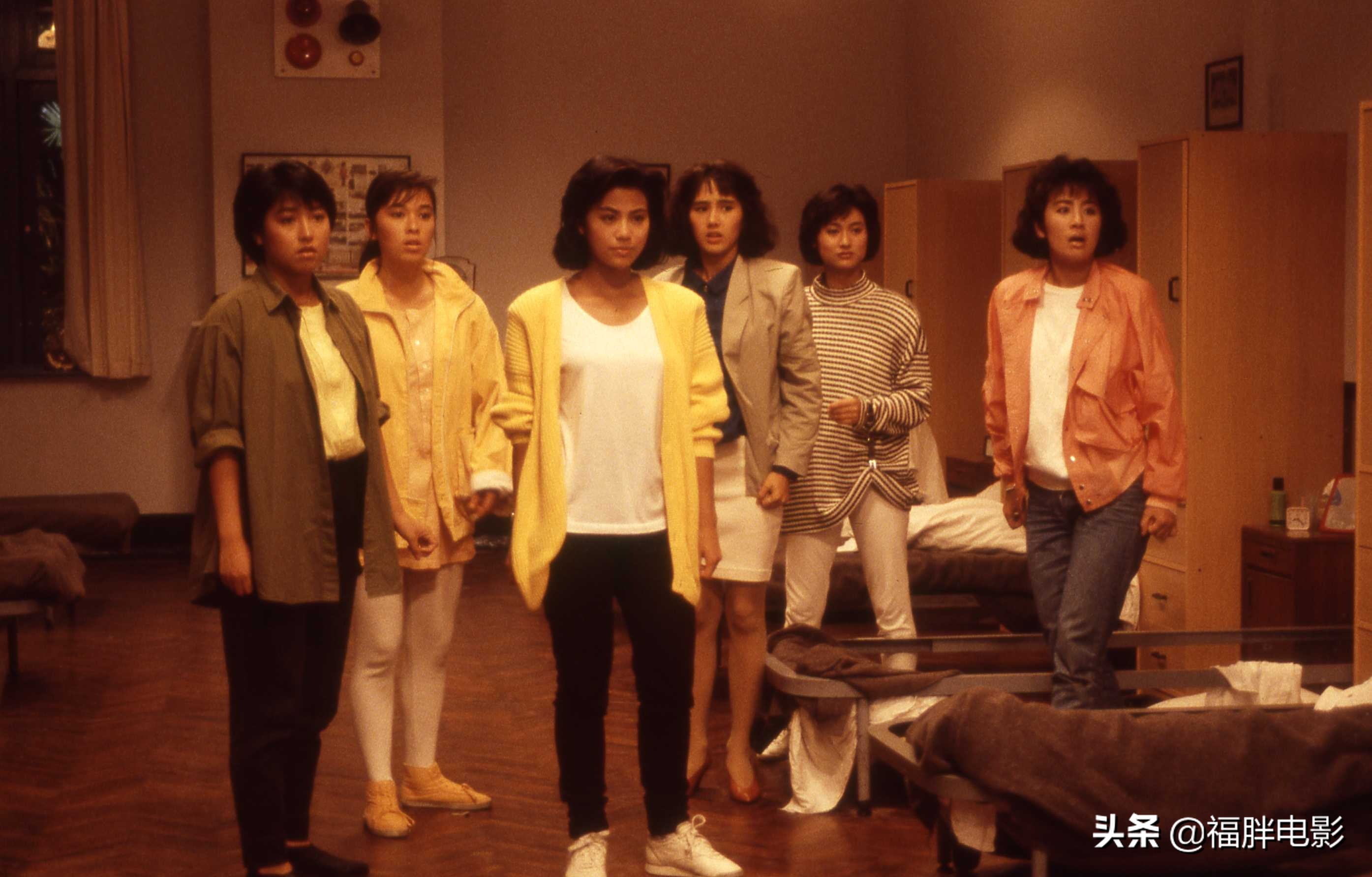 由四位“打女”同框的《霸海红英》，说一说港片中的动作女星