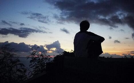 高考倒计时30天：爸爸醉酒误伤儿子，学霸儿子无缘高考，心痛！