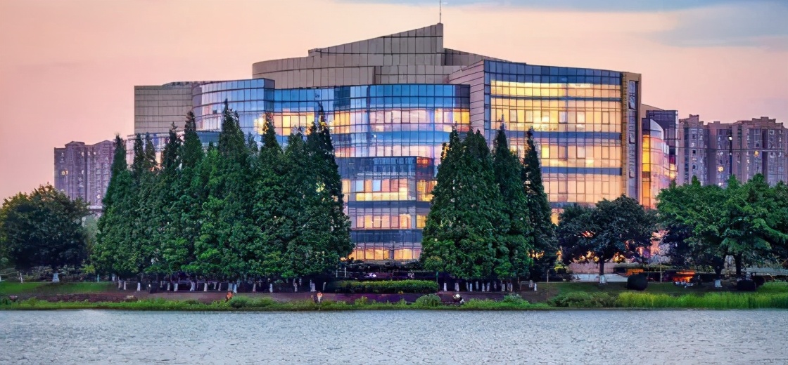 中国这10所大学壁纸第二期！厦门大学、中山大学等在列