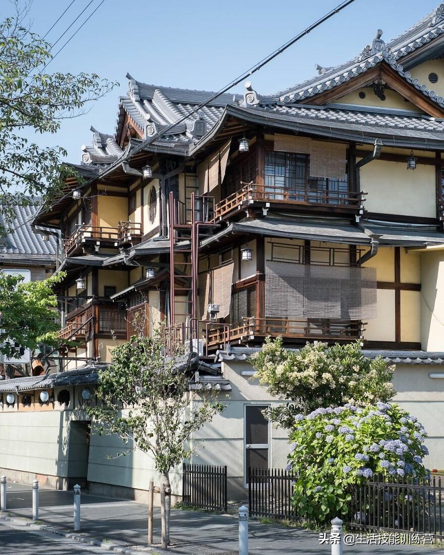 50张照片展示日本新旧建筑融合的案例