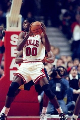 他们nba有哪些球星(乔丹的NBA75大巨星有四个是队友，那么科比和詹姆斯他们呢？)