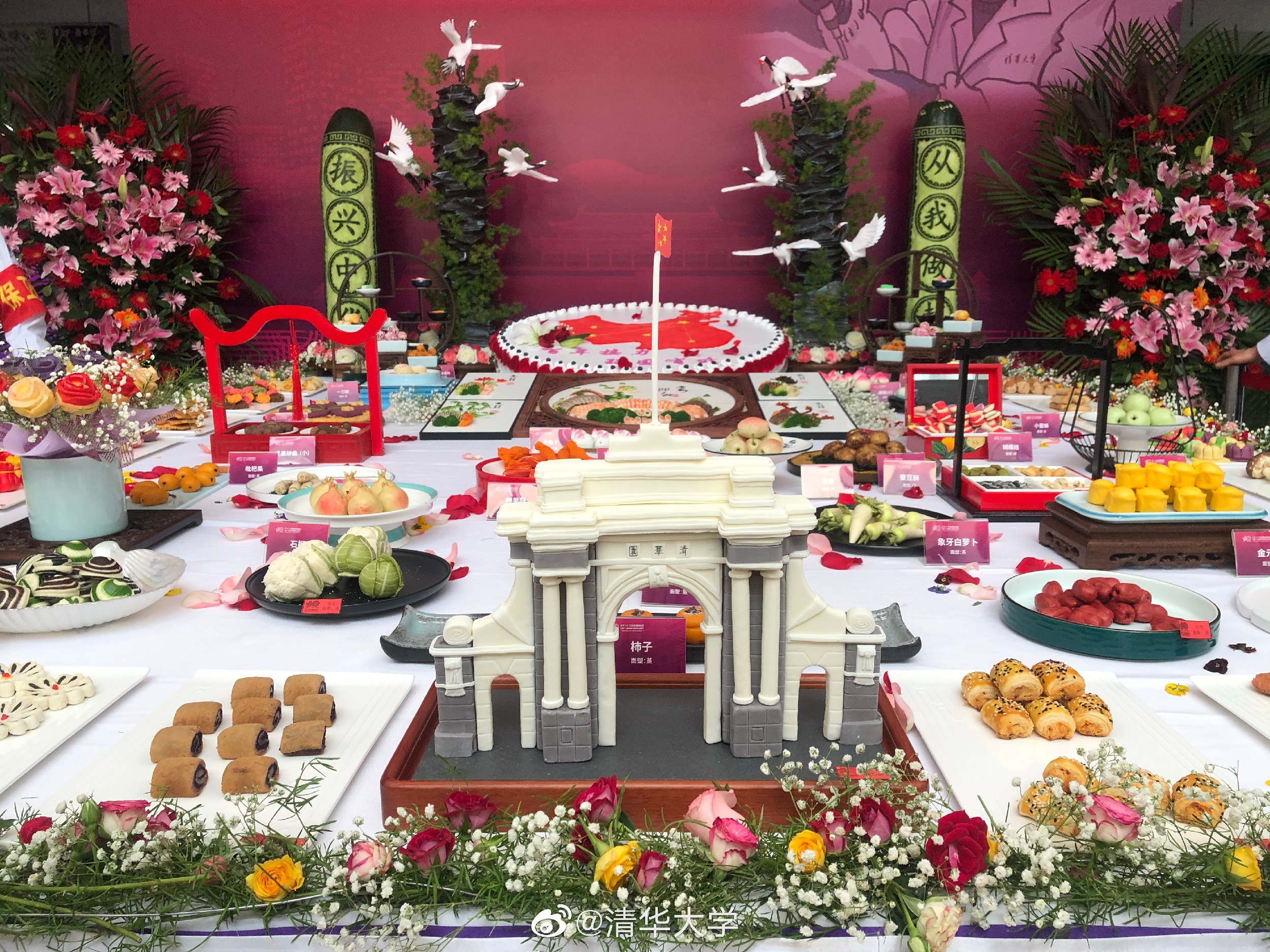 清华大学的伙食有多好？厨师年年外出学艺，为了吃，高考也值得拼