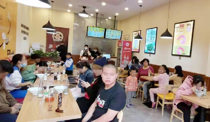 小馄饨大生意，第9味老上海馄饨凭啥受市场青睐？