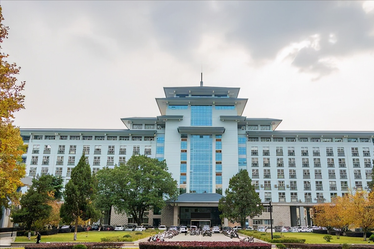 三所顶尖农业类大学，实力强大且就业率很高，考到了就是赚到了