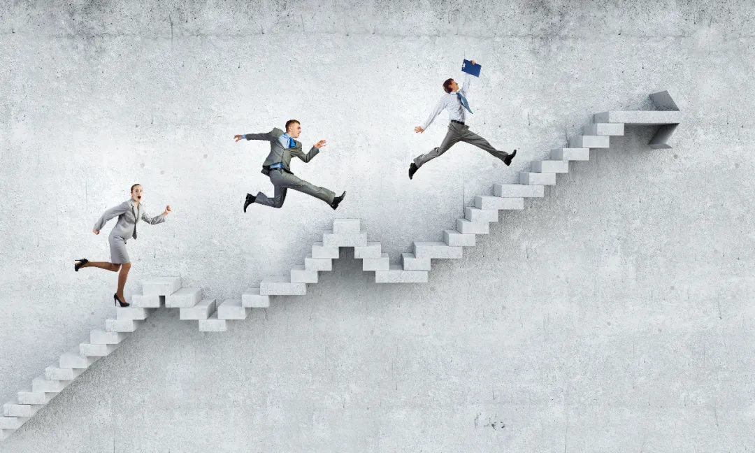 一年卖出百万件女装，米兰茵品牌张晓博：打造直播爆款的四大思维