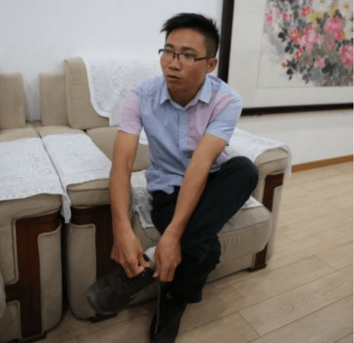 “高考钉子户”吴善柳：拒绝北大，10次高考圆梦清华，如今怎样？