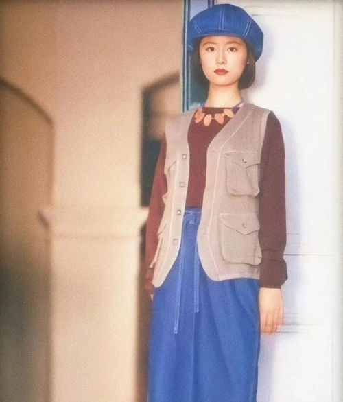 “白月光”林心如的堕落史，她背后的故事，远比你想得更恶劣