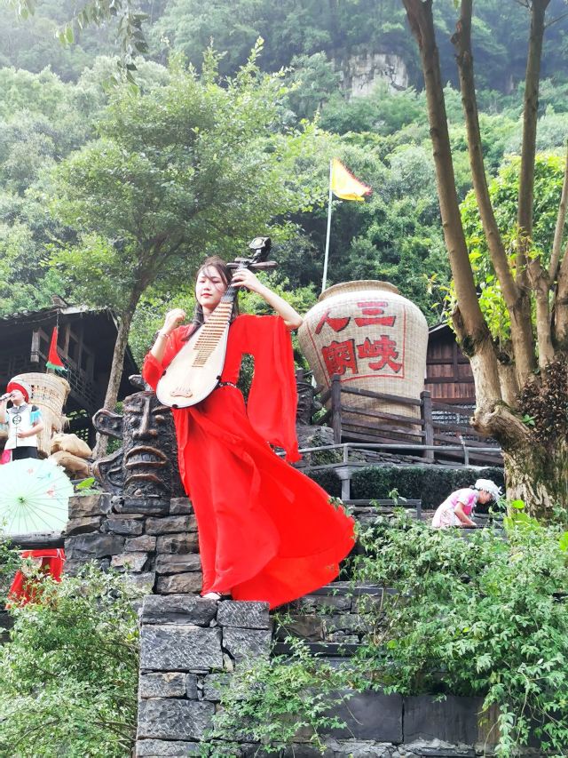 重庆旅游6日游多少钱(重庆旅游3--4日游攻略)