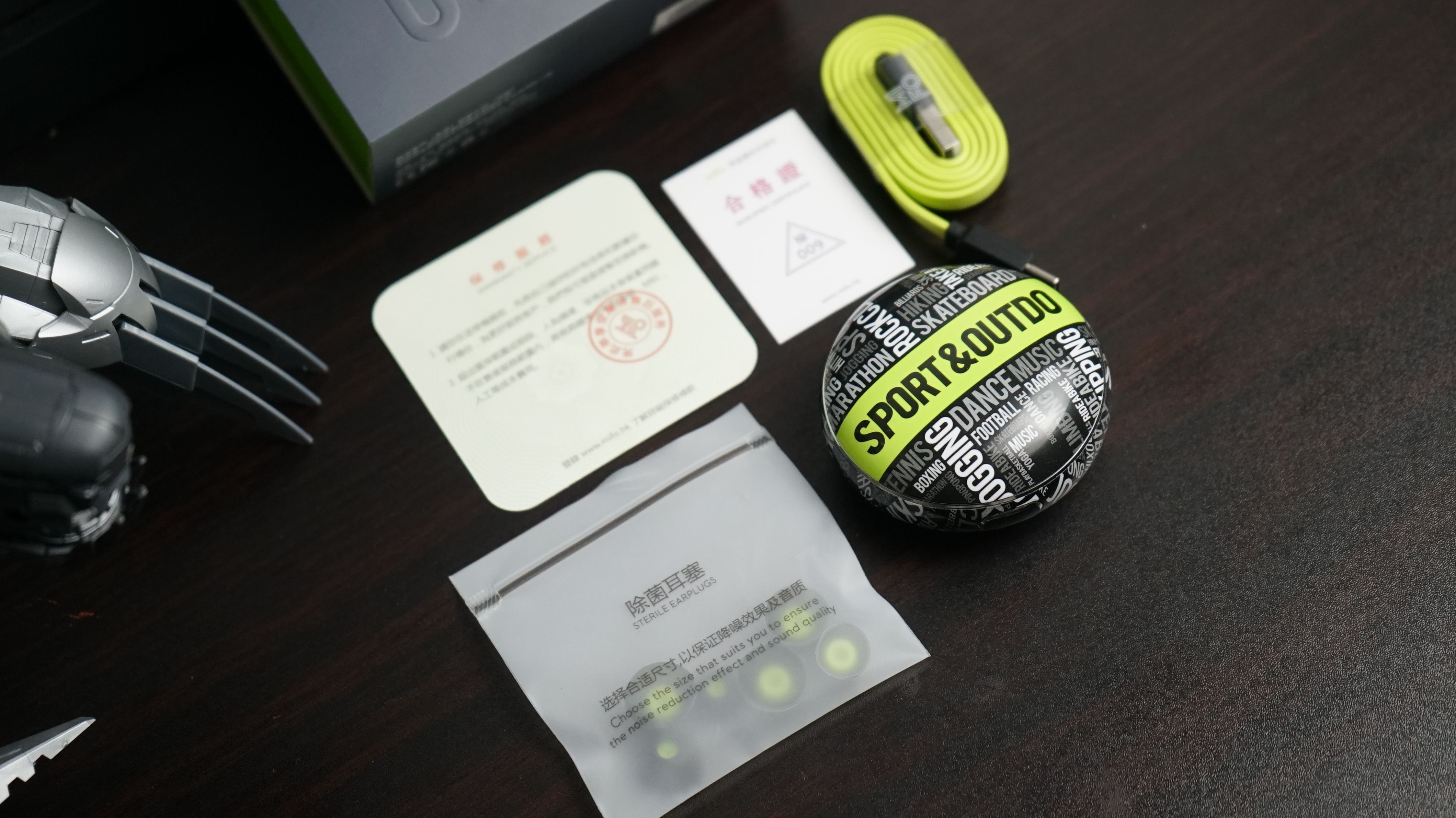 小却不凡，魔浪S降噪耳机，毫无障碍感陪伴你每个失眠的夜晚