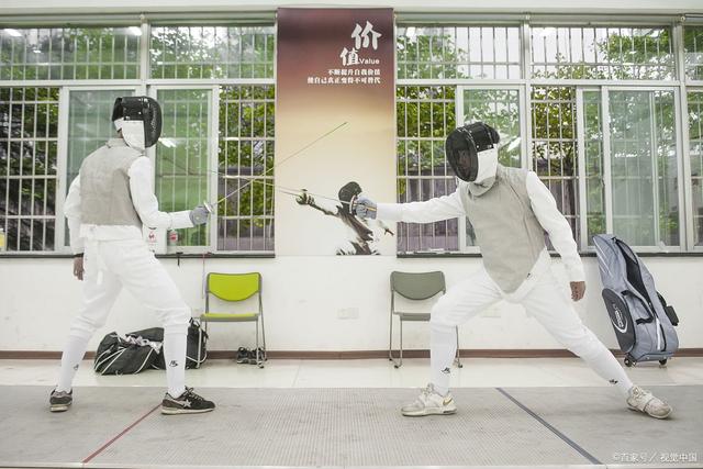 允许染头，玩社团的“雅礼”竟赢过“衡水”，成为了全国高中榜首