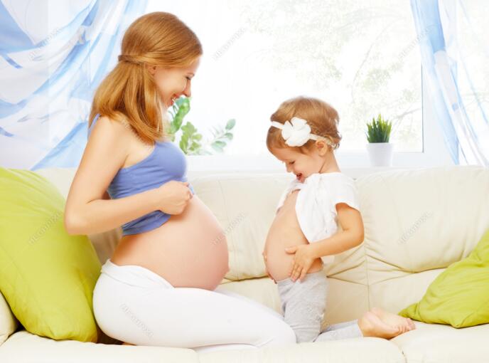 ?孕妇不能抱别人的孩子？奇葩的孕期禁忌，医生却说有道理