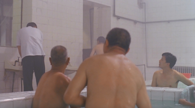 《洗澡》：一部被名字连累的好片，99年埋没至今，豆瓣8.4分