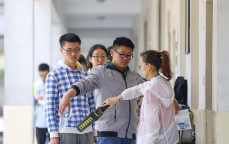 高考增加“身份限制”，明年的考生要自查，不符合条件将无缘高考