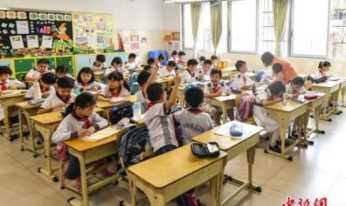 不懂编程就是文盲？价格过万的编程班，是下一个“奥数”吗？