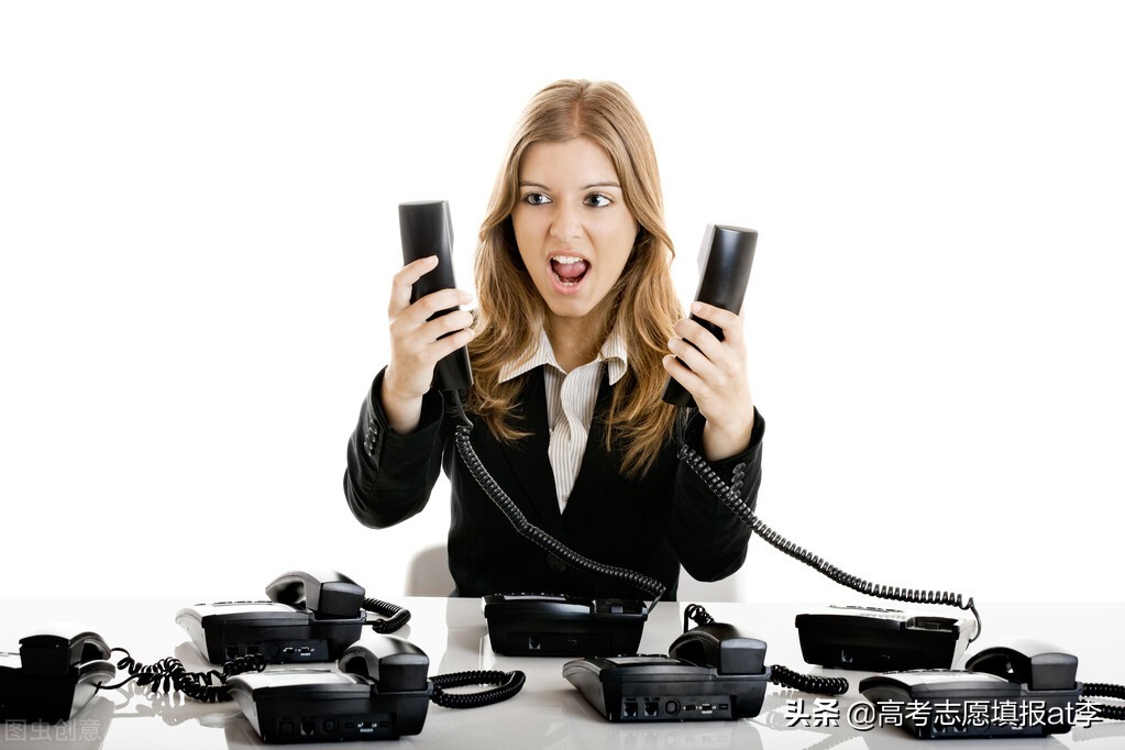 专科学校是公办好还是民办好（民办三本和公办专科到底怎么选）