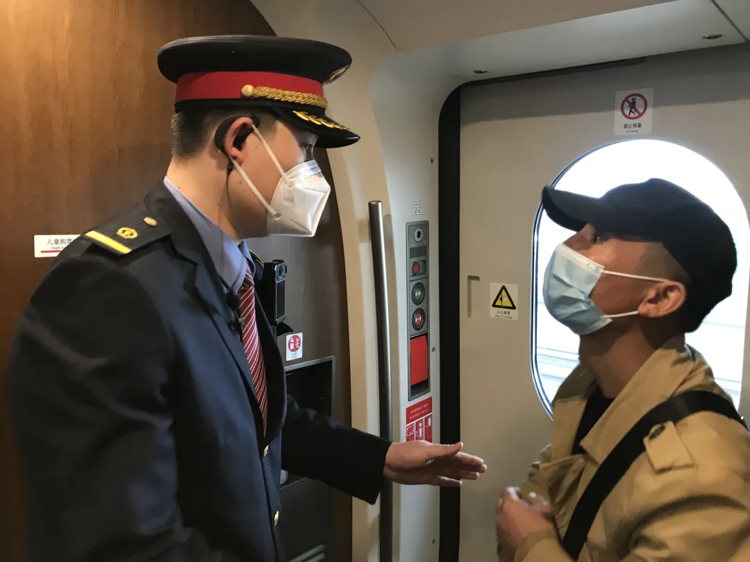 深度 | 高铁乘务员是怎样练成的?