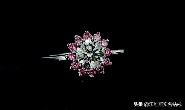 婚戒哪个牌子好？不同收入的工薪族选哪个钻戒品牌好？