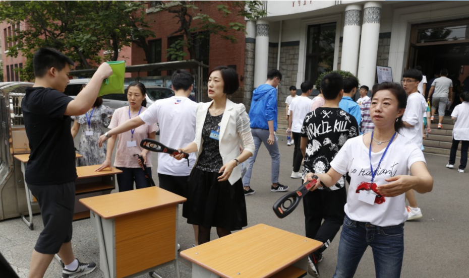 双胞胎高考能互相替考吗？别做白日梦了，防作弊手段可不是吃素的