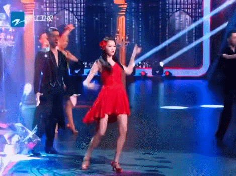 “华为小公主”的一支舞，暴露娱乐圈多少明星的尴尬