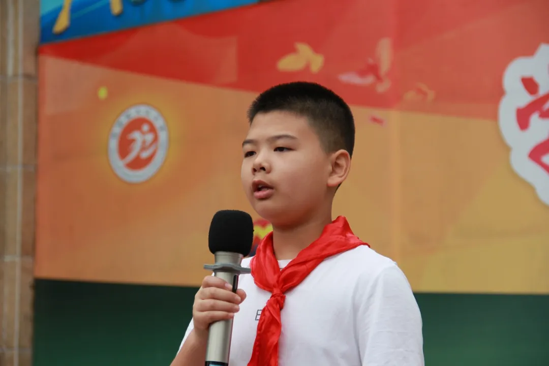 感谢您，我亲爱的老师——九江小学6.4班国旗下的表演